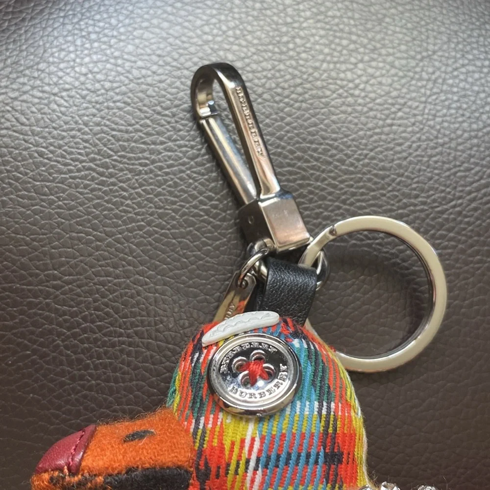 Keychain - Picture 8 of 8